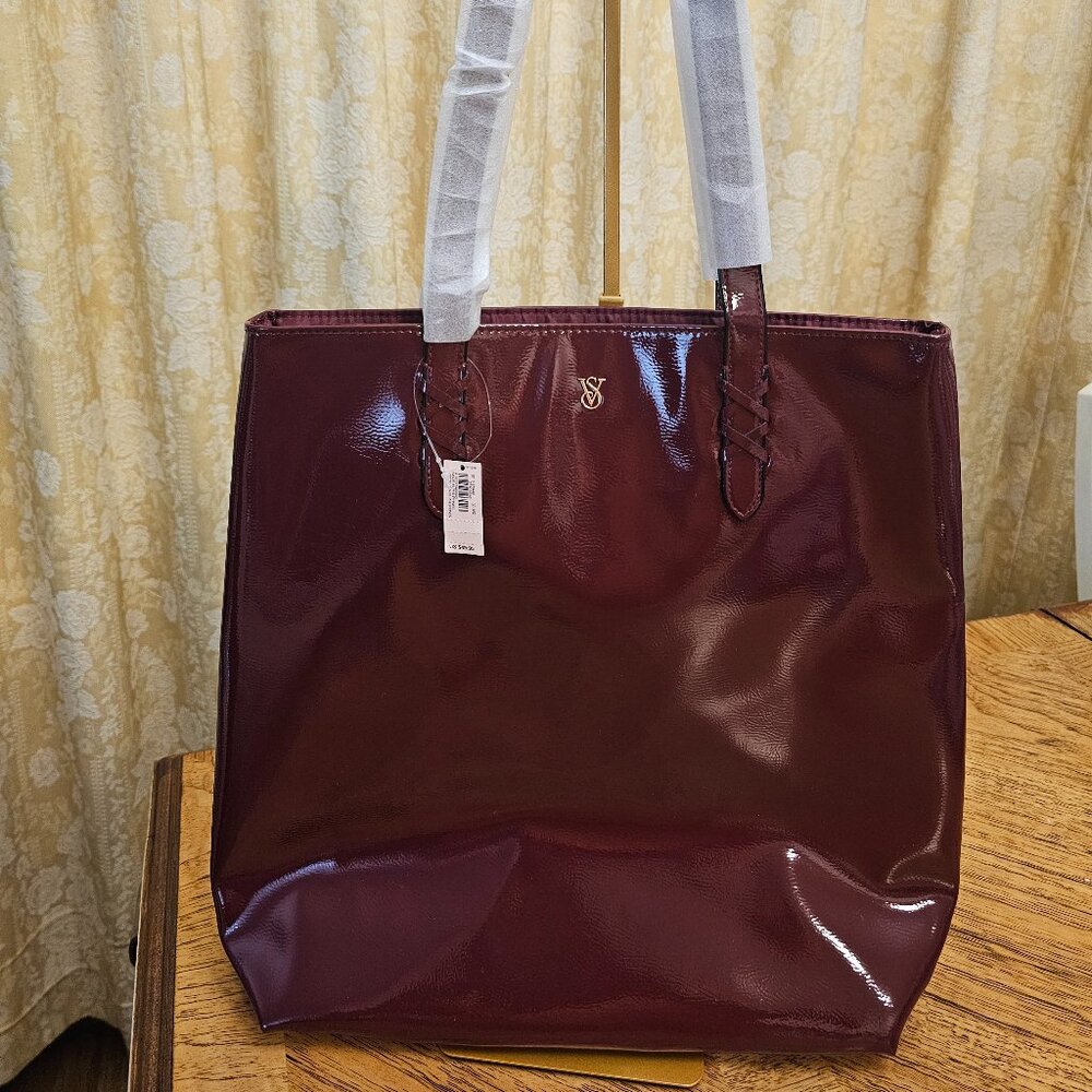 NEW Victoria Secret Very Sexy Patent Red Tote Bag - Picture 2 of 3